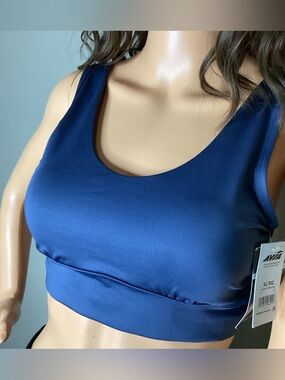 NWT AVIA Sports Bra